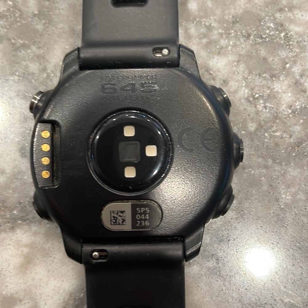 garmin Black Smartwatch with Black Silicone Band - Picture 3 of 3
